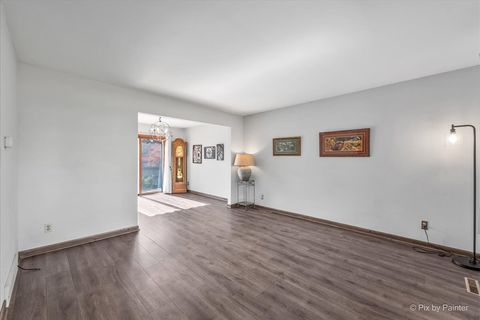 Tiny photo for 1035 Shadowood Lane, Crystal Lake, IL 60014 (MLS # 12502326)