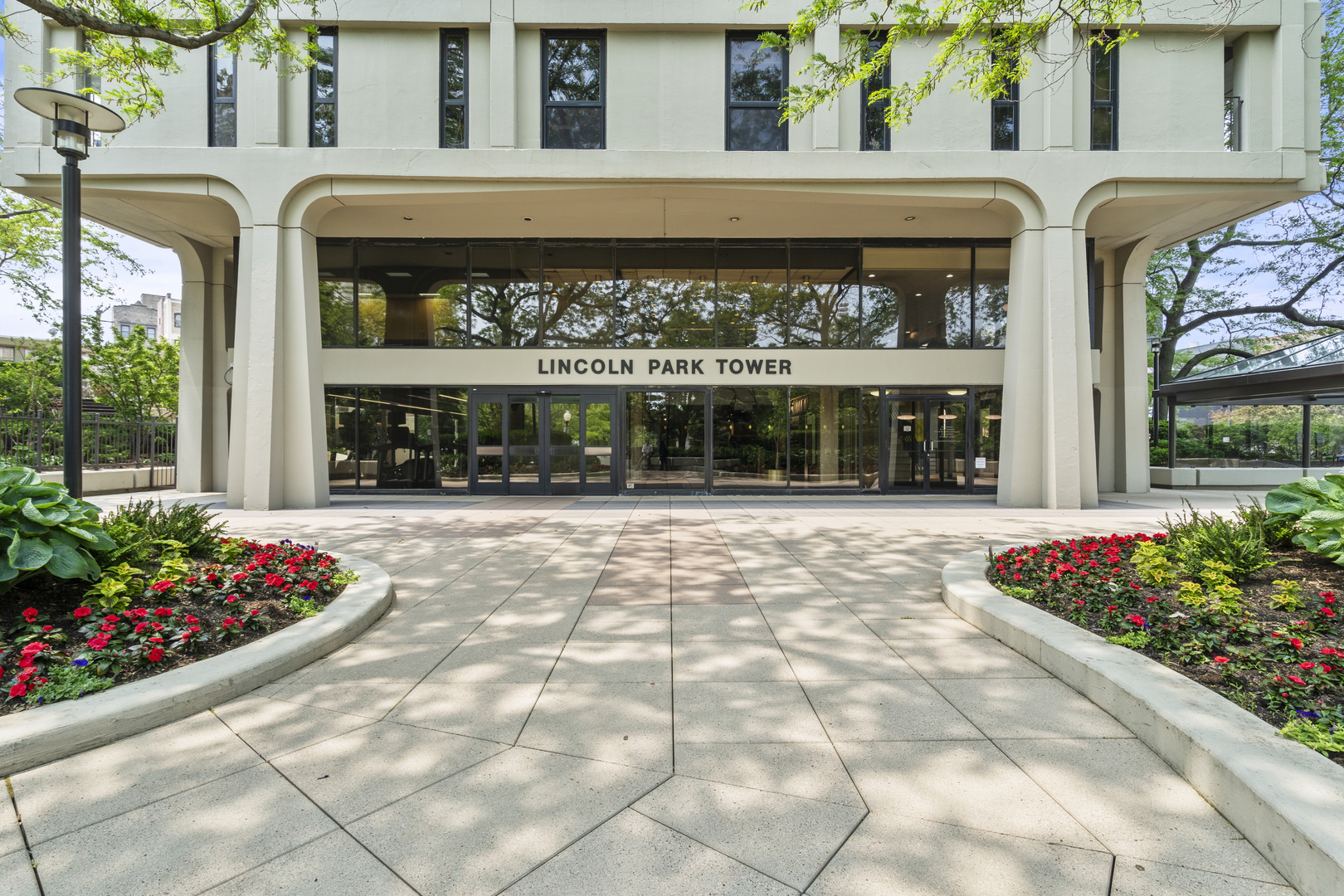 1960 N Lincoln Park West Street 1705