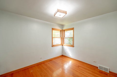 Tiny photo for 4510 N Oak Street, Norridge, IL 60706 (MLS # 12766390)