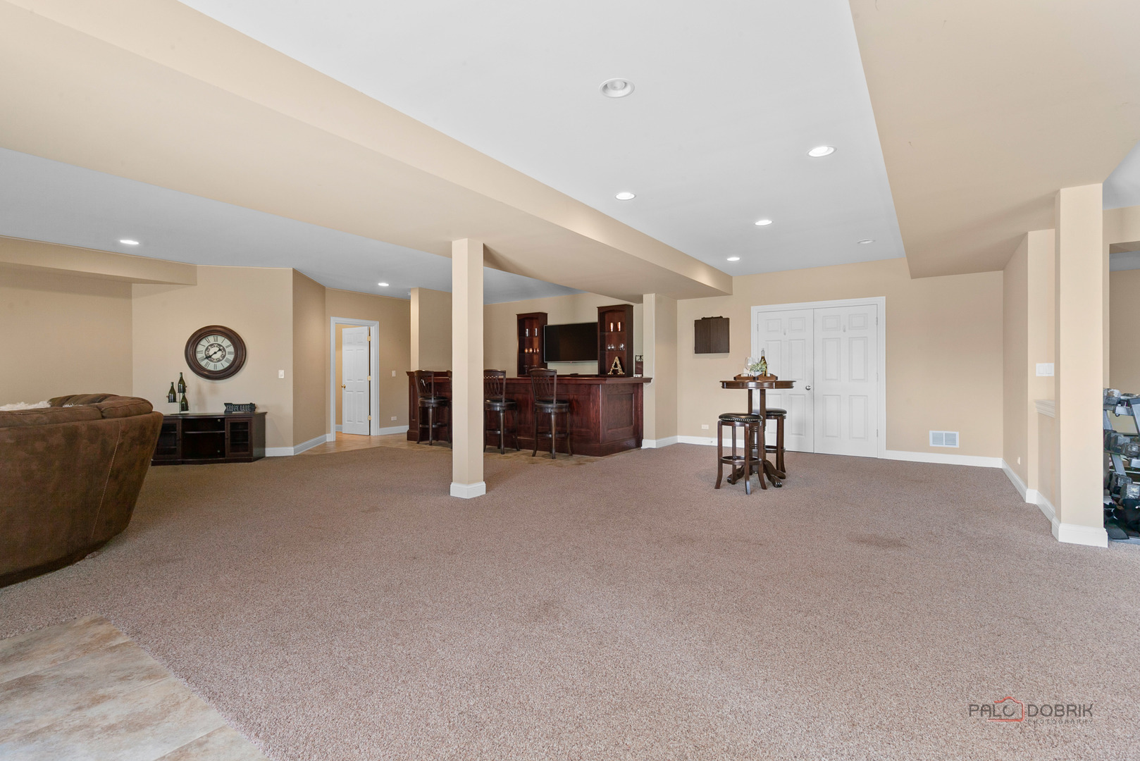Hawthorn Woods, Illinois, 60047, United States, 5 Bedrooms Bedrooms, ,7 BathroomsBathrooms,Residential,Contingent,2051948