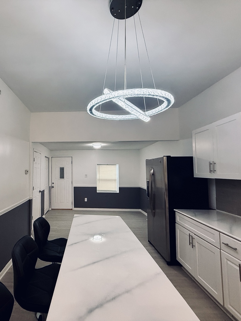 11725 S Morgan Street