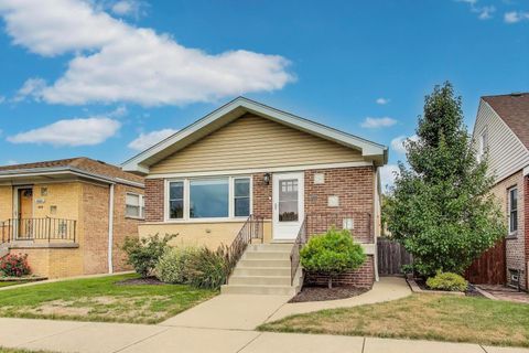 Tiny photo for 4139 Elmwood Avenue, Stickney, IL 60402 (MLS # 12467643)