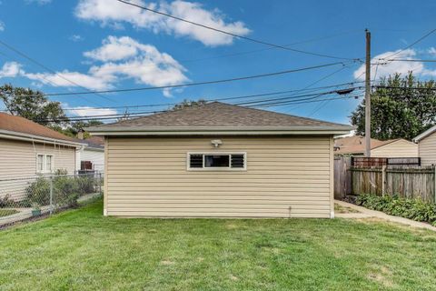 Tiny photo for 4139 Elmwood Avenue, Stickney, IL 60402 (MLS # 12467643)