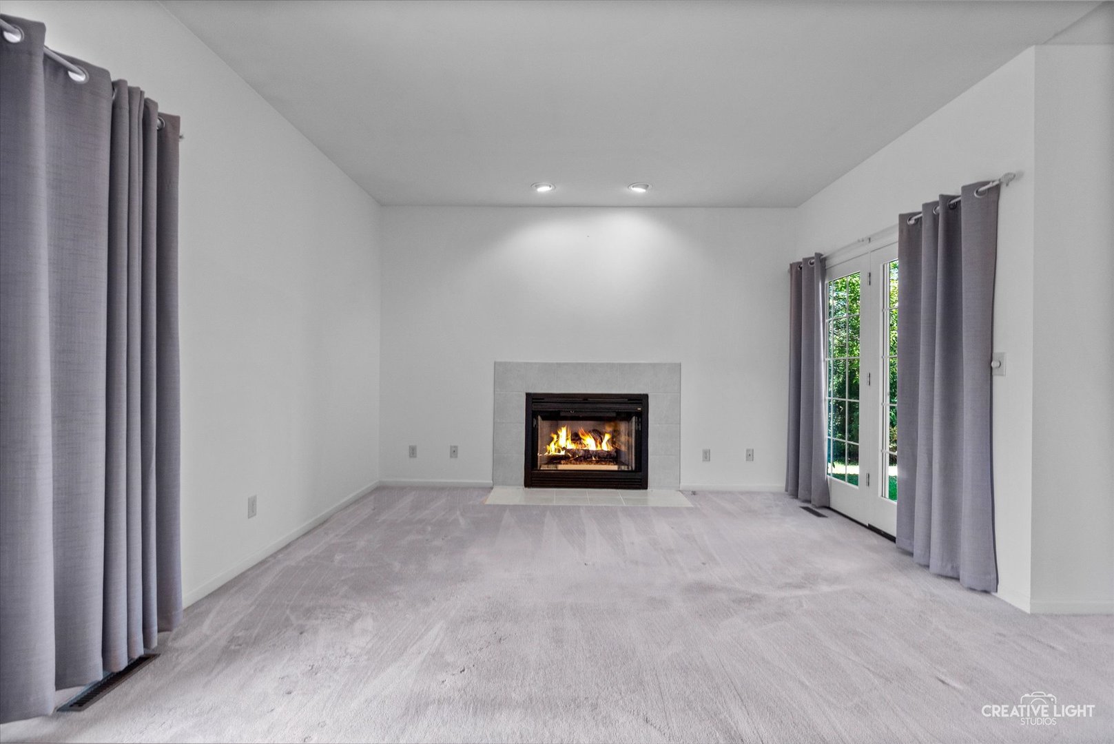 305 E Knights Road