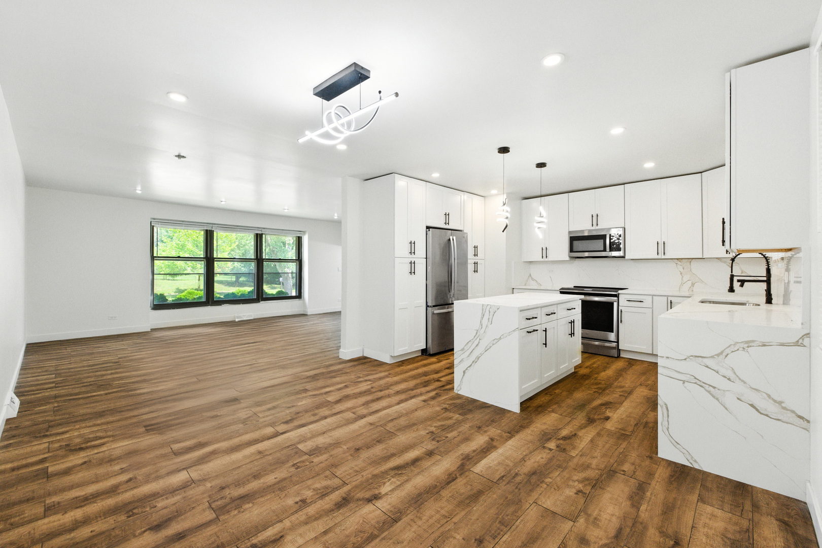 411 LIBERTY Drive
