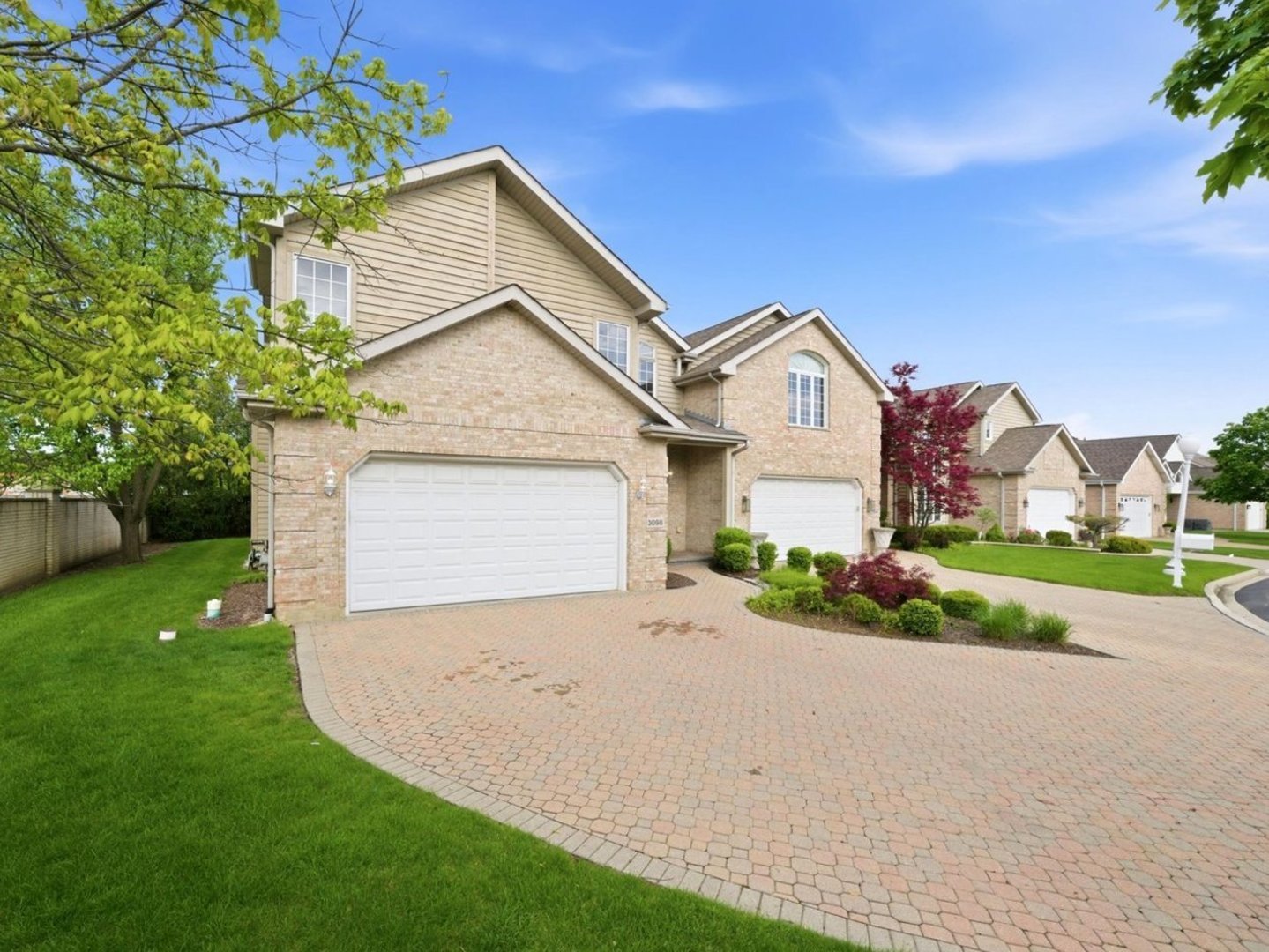 3098 Rosebrook Circle