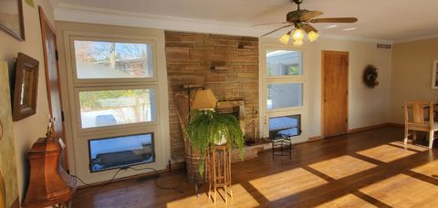 Tiny photo for 2013 Castlewood Road, Highland Park, IL 60035 (MLS # 12501853)