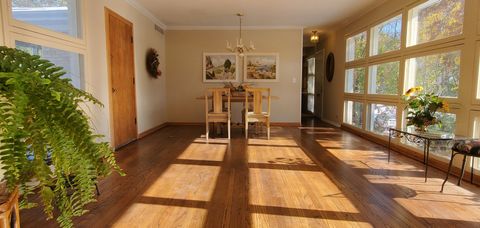 Tiny photo for 2013 Castlewood Road, Highland Park, IL 60035 (MLS # 12501853)