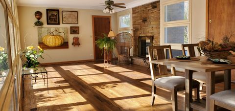 Tiny photo for 2013 Castlewood Road, Highland Park, IL 60035 (MLS # 12501853)