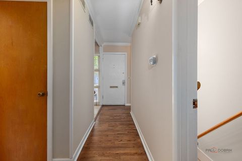 Tiny photo for 2013 Castlewood Road, Highland Park, IL 60035 (MLS # 12501853)