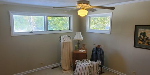 Tiny photo for 2013 Castlewood Road, Highland Park, IL 60035 (MLS # 12501853)