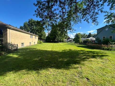 Tiny photo for 8326 45TH Place, Lyons, IL 60534 (MLS # 12690337)