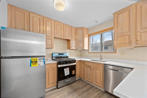 Tiny photo for 1 Scarlet Hawthorne Court, Woodridge, IL 60517 (MLS # 12568389)