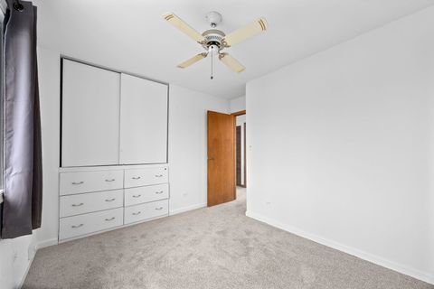 Tiny photo for 1 Scarlet Hawthorne Court, Woodridge, IL 60517 (MLS # 12568389)