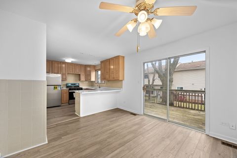 Tiny photo for 1 Scarlet Hawthorne Court, Woodridge, IL 60517 (MLS # 12568389)