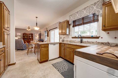 Tiny photo for 4606 Carrier Circle, Plainfield, IL 60586 (MLS # 12580901)