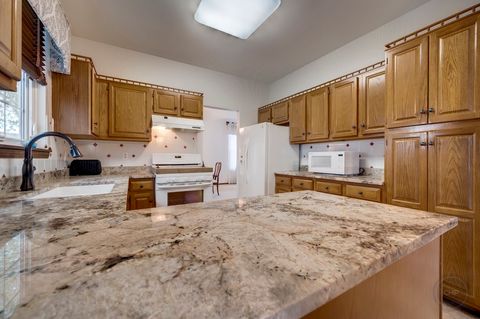 Tiny photo for 4606 Carrier Circle, Plainfield, IL 60586 (MLS # 12580901)