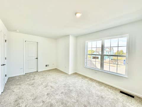 Tiny photo for 702 West Point Way, Oswego, IL 60543 (MLS # 12696040)