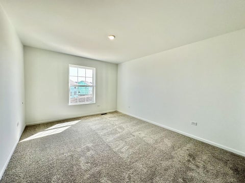 Tiny photo for 702 West Point Way, Oswego, IL 60543 (MLS # 12696040)