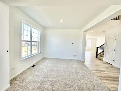 Tiny photo for 702 West Point Way, Oswego, IL 60543 (MLS # 12696040)