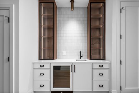 Tiny photo for 2832 N Racine Avenue #2W, Chicago, IL 60657 (MLS # 12505014)