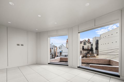 Tiny photo for 2832 N Racine Avenue #2W, Chicago, IL 60657 (MLS # 12505014)