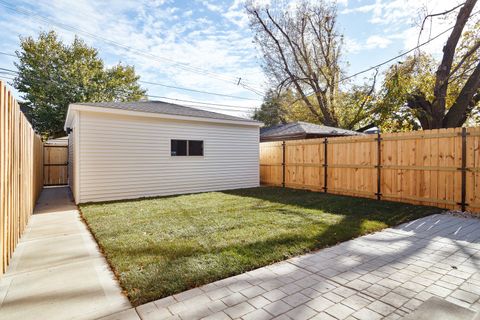 Tiny photo for 4527 N Keystone Avenue, Chicago, IL 60630 (MLS # 12599075)