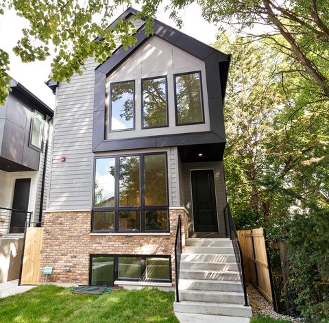 Photo of 4527 N Keystone Avenue, Chicago, IL 60630 (MLS # 12599075)