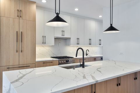 Tiny photo for 4527 N Keystone Avenue, Chicago, IL 60630 (MLS # 12599075)