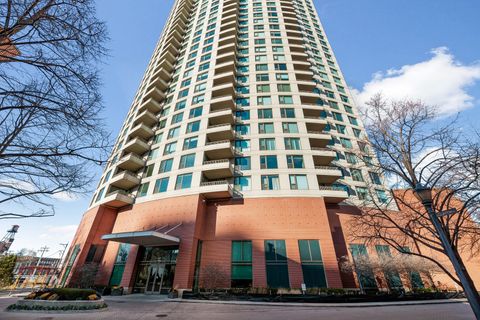 501 N Clinton Street P-250 Chicago IL 60654