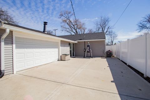 Tiny photo for 406 Rose Street, Bensenville, IL 60106 (MLS # 12605134)