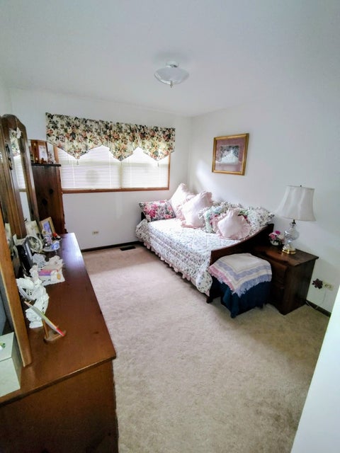 Tiny photo for Gurnee, IL 60031 (MLS # 12763141)
