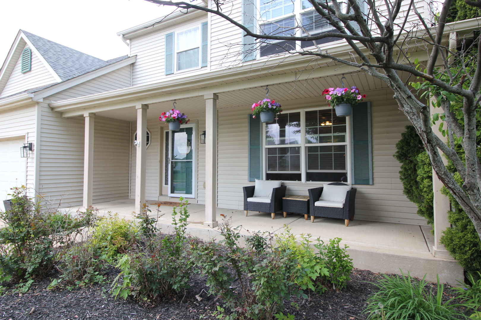 923 Western Lane