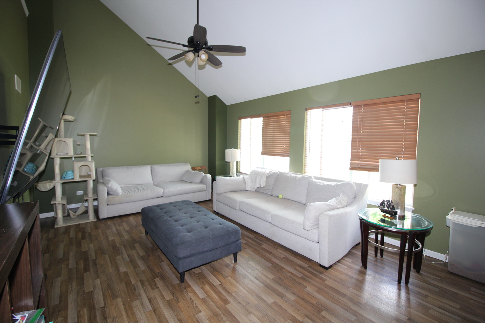 923 Western Lane