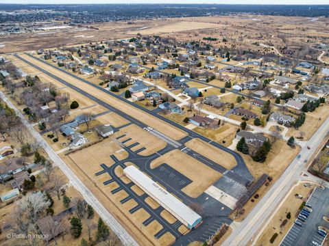 Tiny photo for 9S321 Chandelle Drive, Naperville, IL 60564 (MLS # 12573916)