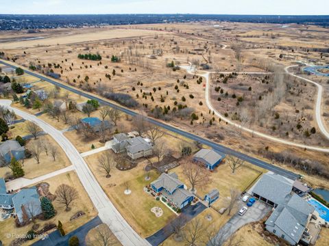 Tiny photo for 9S321 Chandelle Drive, Naperville, IL 60564 (MLS # 12573916)