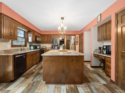 Tiny photo for 9S321 Chandelle Drive, Naperville, IL 60564 (MLS # 12573916)