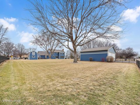 Tiny photo for 9S321 Chandelle Drive, Naperville, IL 60564 (MLS # 12573916)
