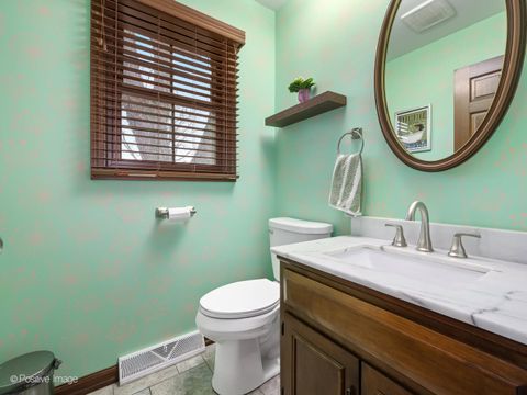 Tiny photo for 9S321 Chandelle Drive, Naperville, IL 60564 (MLS # 12573916)