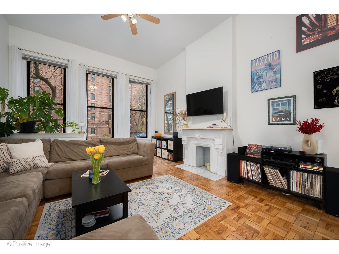 1160 N LaSalle Street