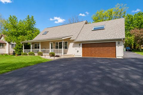 Photo of 1320 N Harrison Street, Algonquin, IL 60102 (MLS # 12634388)