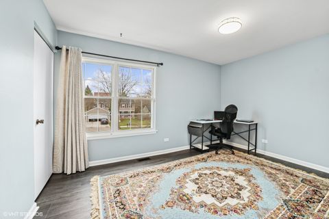Tiny photo for 18 Ascot Lane, Streamwood, IL 60107 (MLS # 12626379)