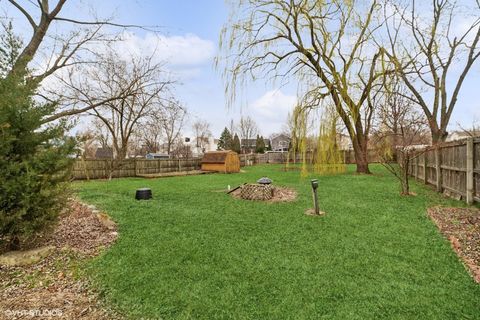 Tiny photo for 18 Ascot Lane, Streamwood, IL 60107 (MLS # 12626379)
