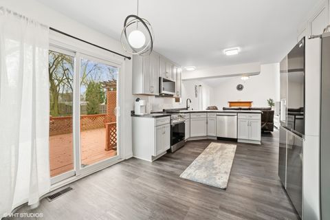 Tiny photo for 18 Ascot Lane, Streamwood, IL 60107 (MLS # 12626379)