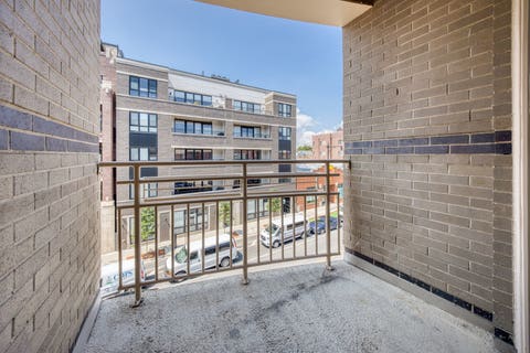 Tiny photo for 4919 N Lincoln Avenue #2, Chicago, IL 60625 (MLS # 12731513)