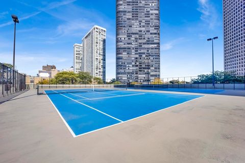 Tiny photo for 5320 N Sheridan Road #708, Chicago, IL 60640 (MLS # 12623983)