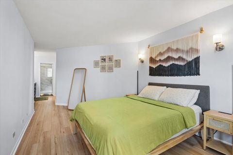 Tiny photo for 5320 N Sheridan Road #708, Chicago, IL 60640 (MLS # 12623983)