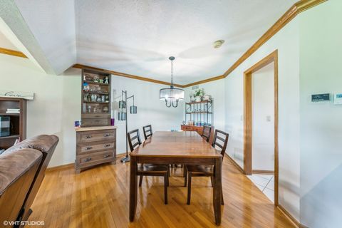 Tiny photo for 1232 Bellevue Drive #1, DeKalb, IL 60115 (MLS # 12500706)