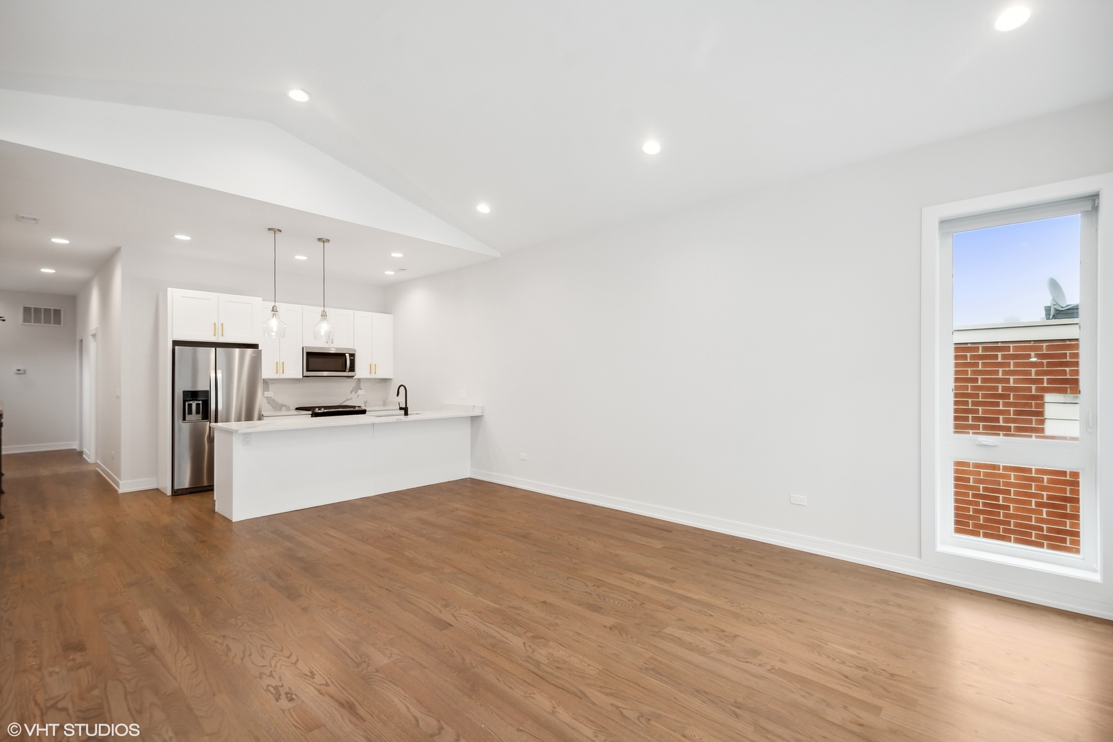 2246 W Jackson Boulevard 3