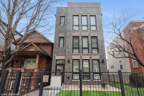 2246 W Jackson Boulevard 3 Chicago IL 60612